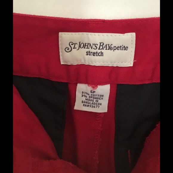 VTG 💝3/$25💝 St. John’s Bay Petite Capris - Picture 3 of 3